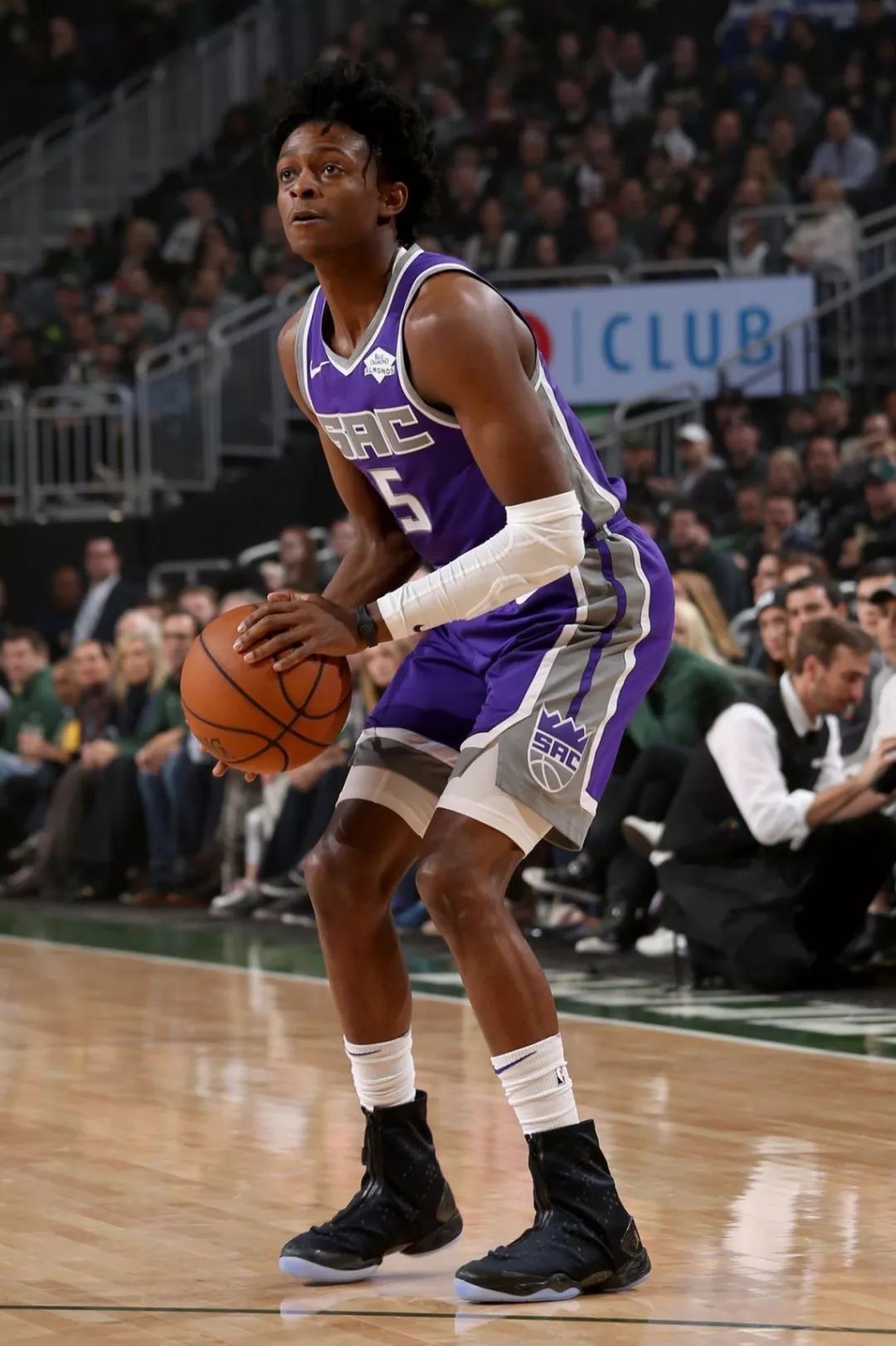 2分5抢断 2分5抢断