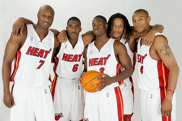 两人并不存 两人并不存