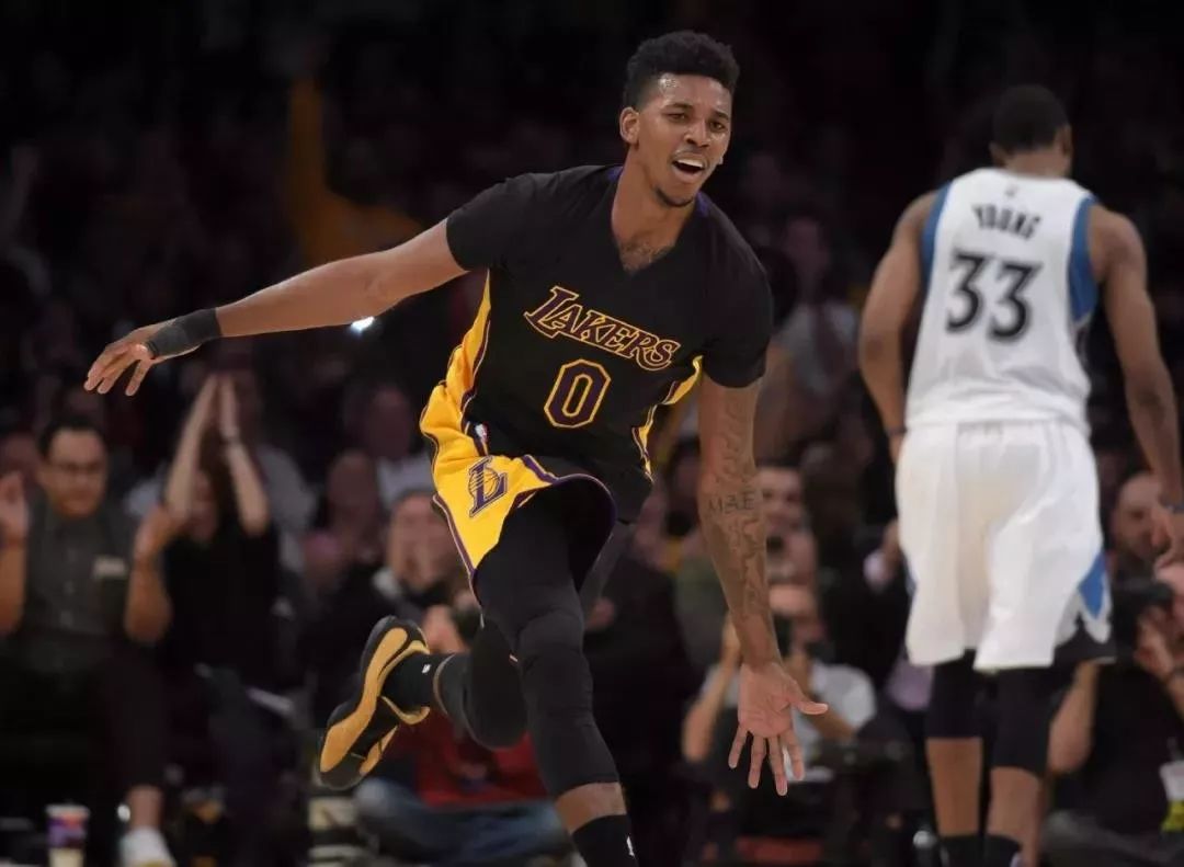 阿根廷从后 阿根廷从后